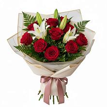 Букет цветов из:  Лилии и Розы в Зольской