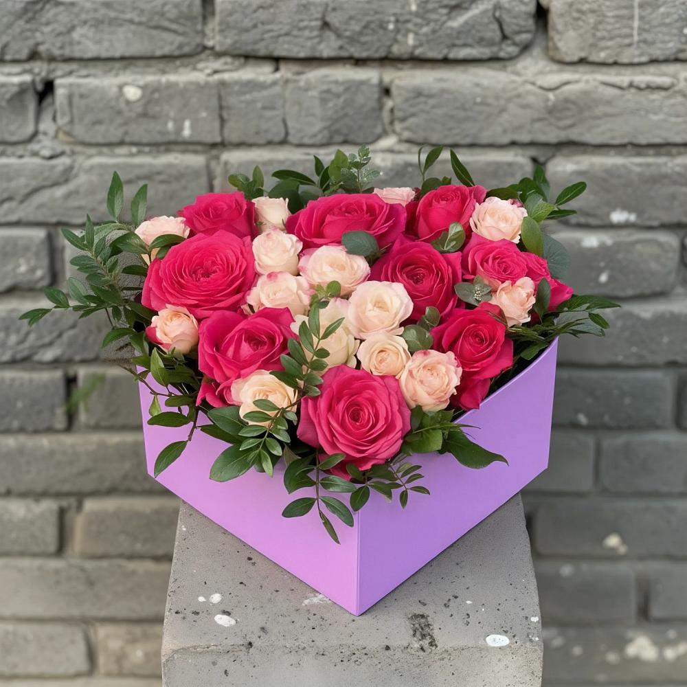 Цветочная композиция из Розы в коробке в Зольской