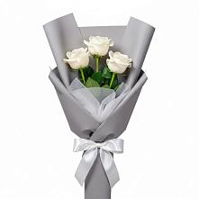 Букет 3 белые розы в Зольской