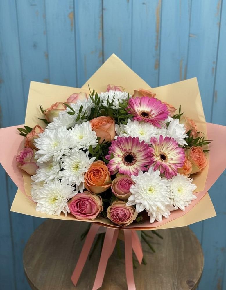 Букет цветов из: Розы, Герберы и Хризантемы в Зольской