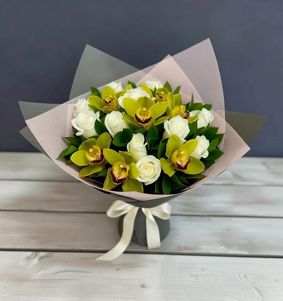 Букет цветов из: Орхидеи и Розы в Зольской