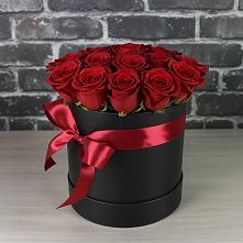 Цветочная композиция из Розы в шляпной коробке в Зольской