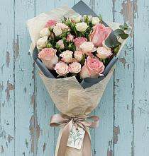 Букет цветов из:  Розы в Зольской