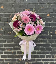 Букет цветов из:  Герберы и Хризантемы в Зольской