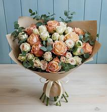 Букет цветов из:  Альстромерии и Розы в Зольской