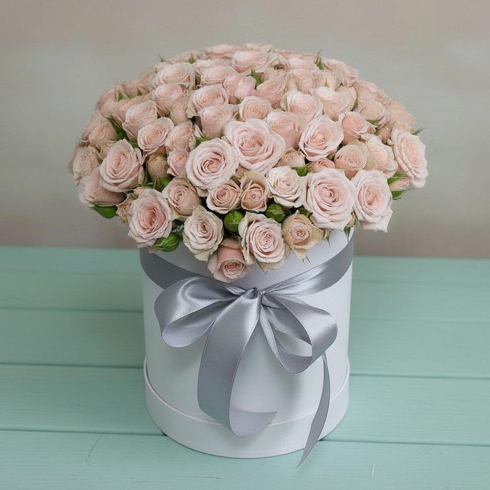 Цветочная композиция из Розы в шляпной коробке в Зольской